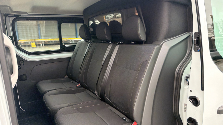 Renault Trafic Lwb Diesel LL30 Blue dCi 150 Extra Sport [Safety] Crew Van